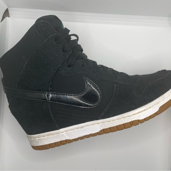 Nike Dunk Sky Hi - Picture 2 of 4